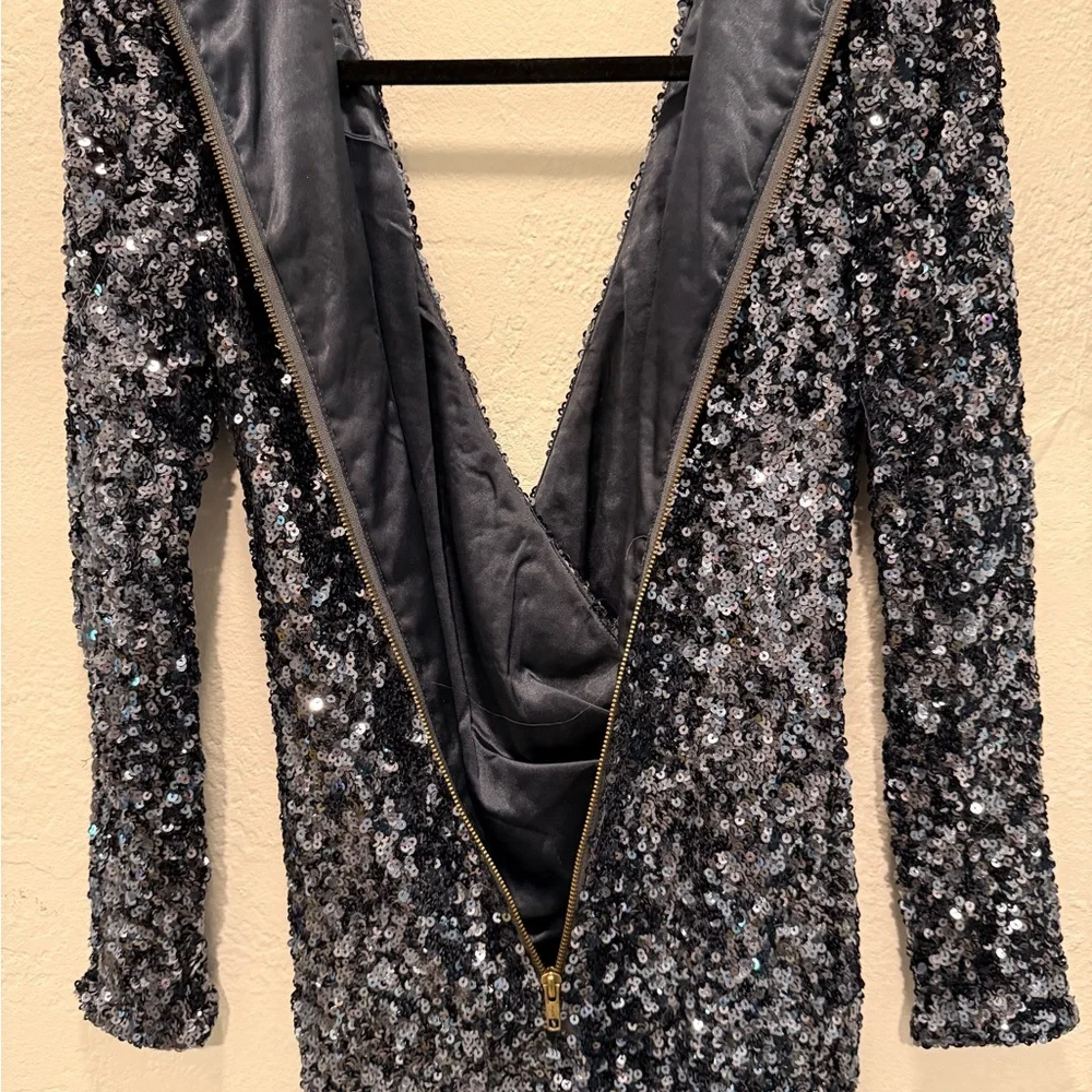 RARE French Connection Midnight Navy Sequin Mini/Collectors Piece/size 2(4) - Picture 7 of 8